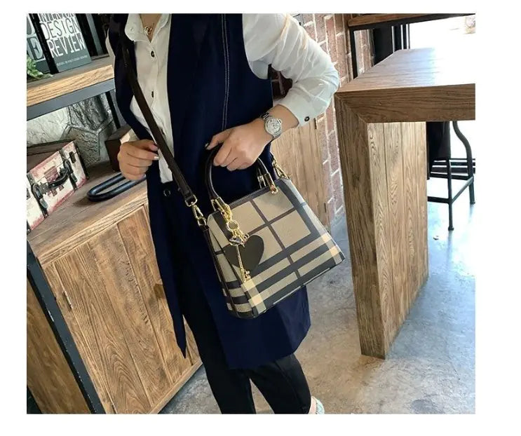 Fashionable Checkered Shoulder Crossbody Bag