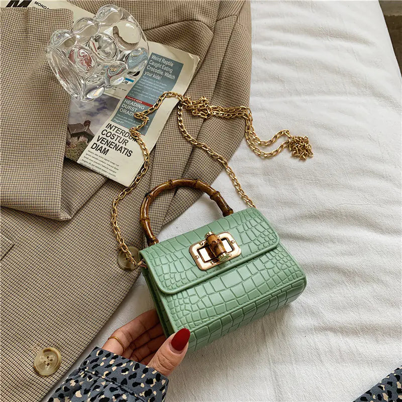 Trendy Fashion Chain Messenger Bag