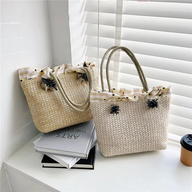 Trendy Women's Woven Shoulder Bag - Large Capacity Beach Bag