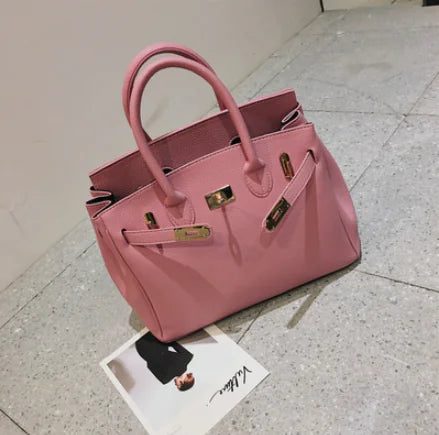 Versatile Platinum Shoulder Bag
