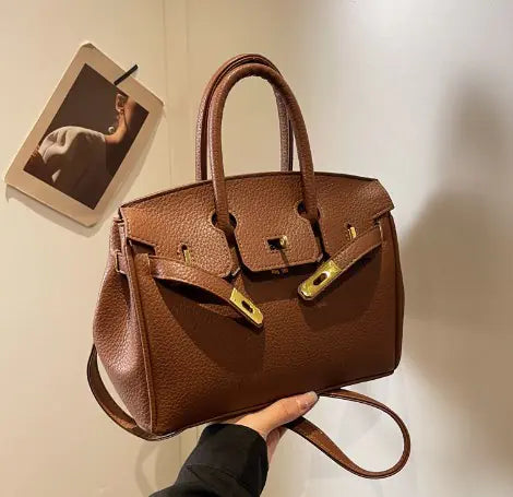 Versatile Platinum Shoulder Bag