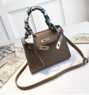 Frosted Small Handheld Square Bag