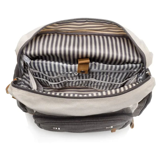 Traveling Bag