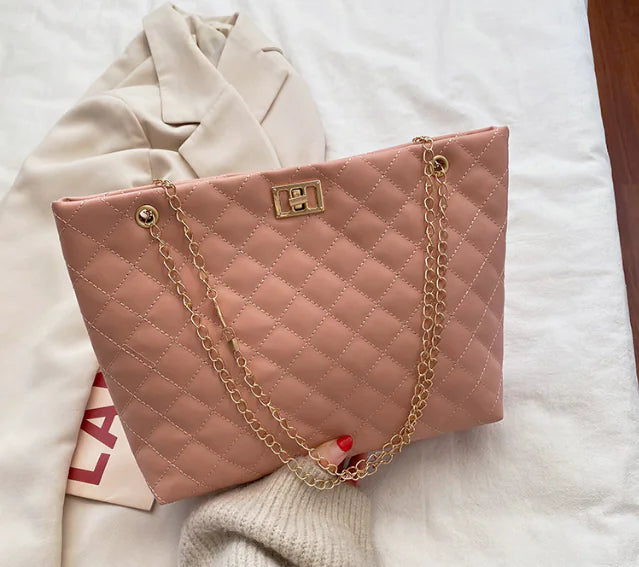 Diamond Quilted Chain Shoulder Bag
